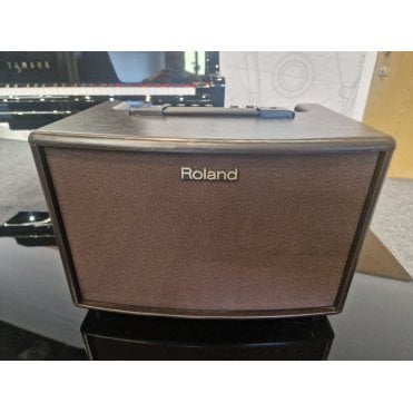 Secondhand Roland AC60-RW Acoustic Amplifier Combo 60w